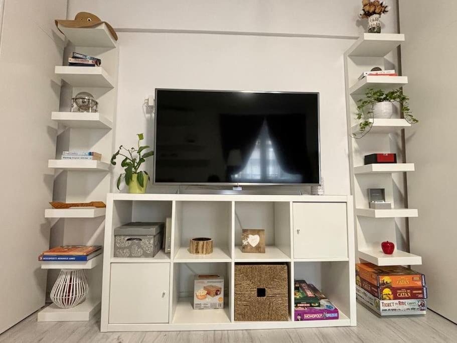 Ultracentral Lovely Place -Your Home Away From Home บูคาเรสต์ ภายนอก รูปภาพ
