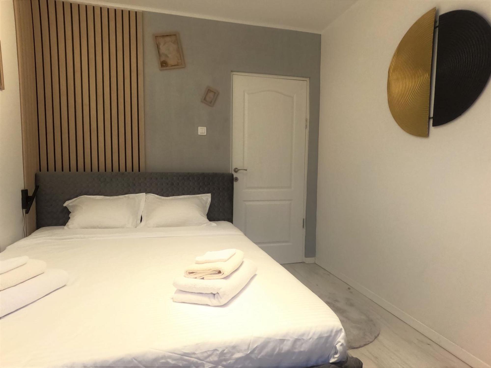 Ultracentral Lovely Place -Your Home Away From Home บูคาเรสต์ ภายนอก รูปภาพ